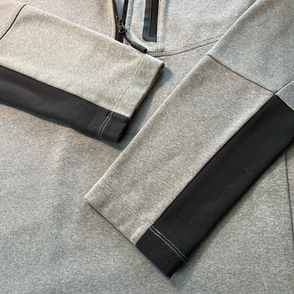 The North Face Half Zip Men's Pullover Long Sleeved Zippered Chest Pocket Medium - Picture 11 of 11